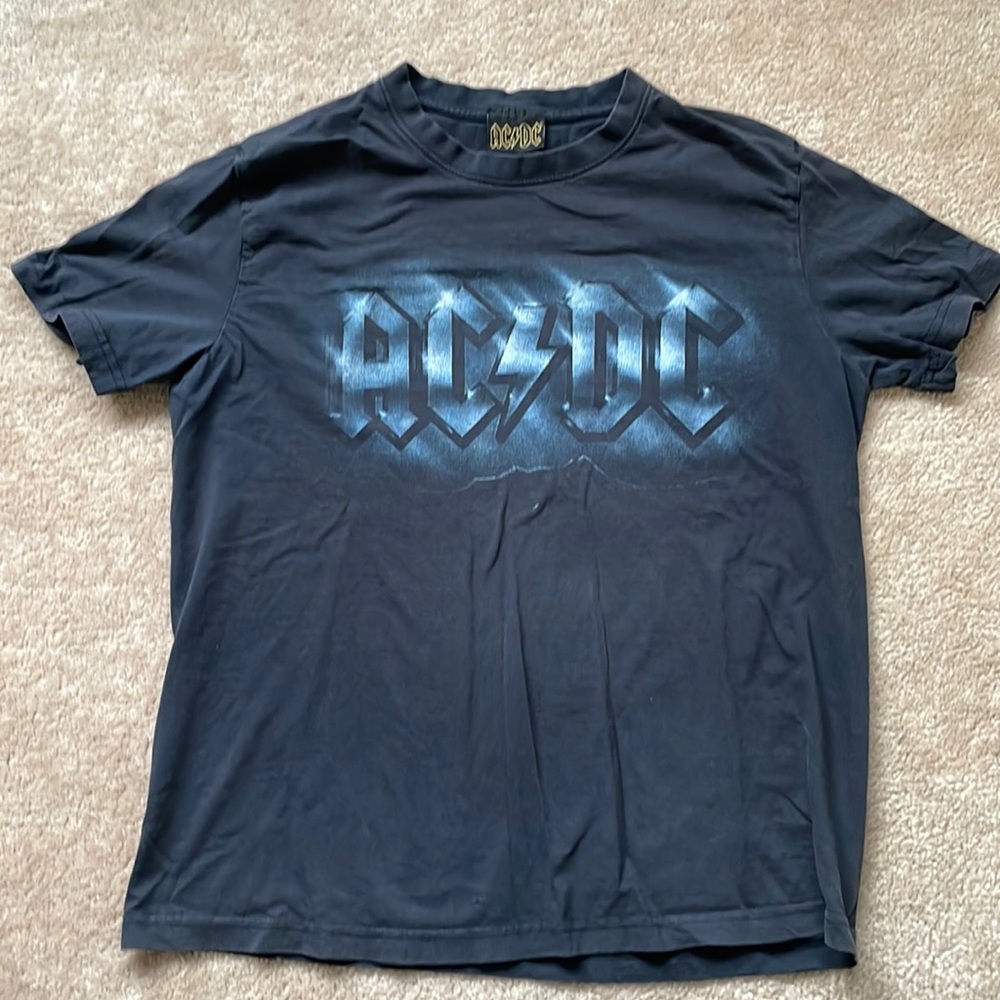 AC/DC Band t-shirt 2011 Mens size M